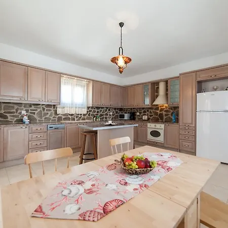Crystal Ii Villa *